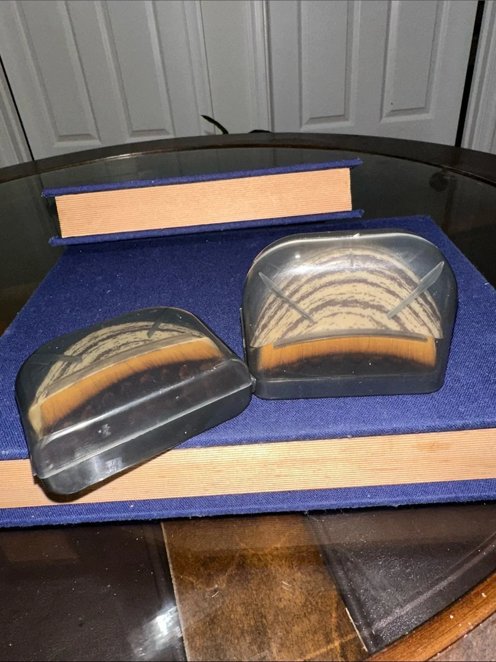 Set of Two Fan Makeup Brushes with Protective Cases - Beige Bristles
